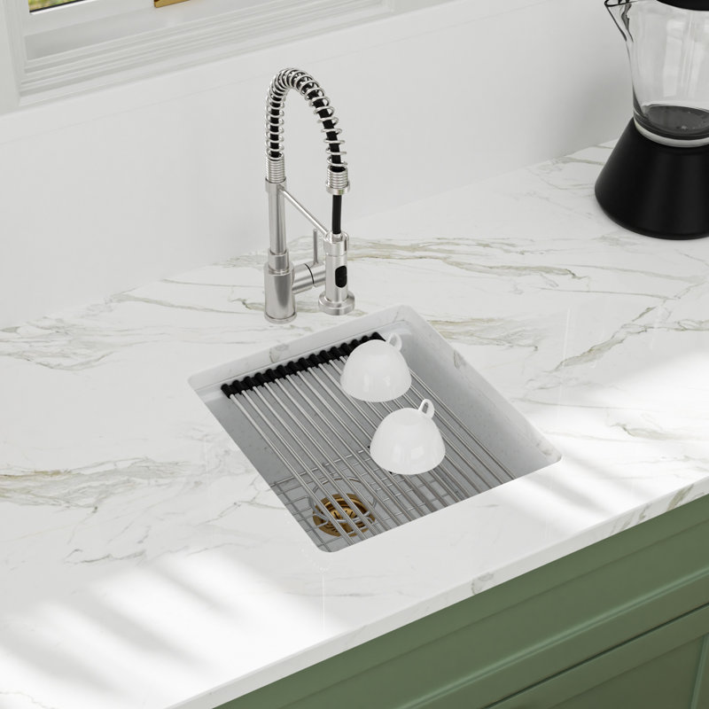 Évier de cuisine encastré en quartz 17 po x 17 po avec comptoir en granite blanc avec grille d'évier, crépine, planche à découper et séchoir à enroulement