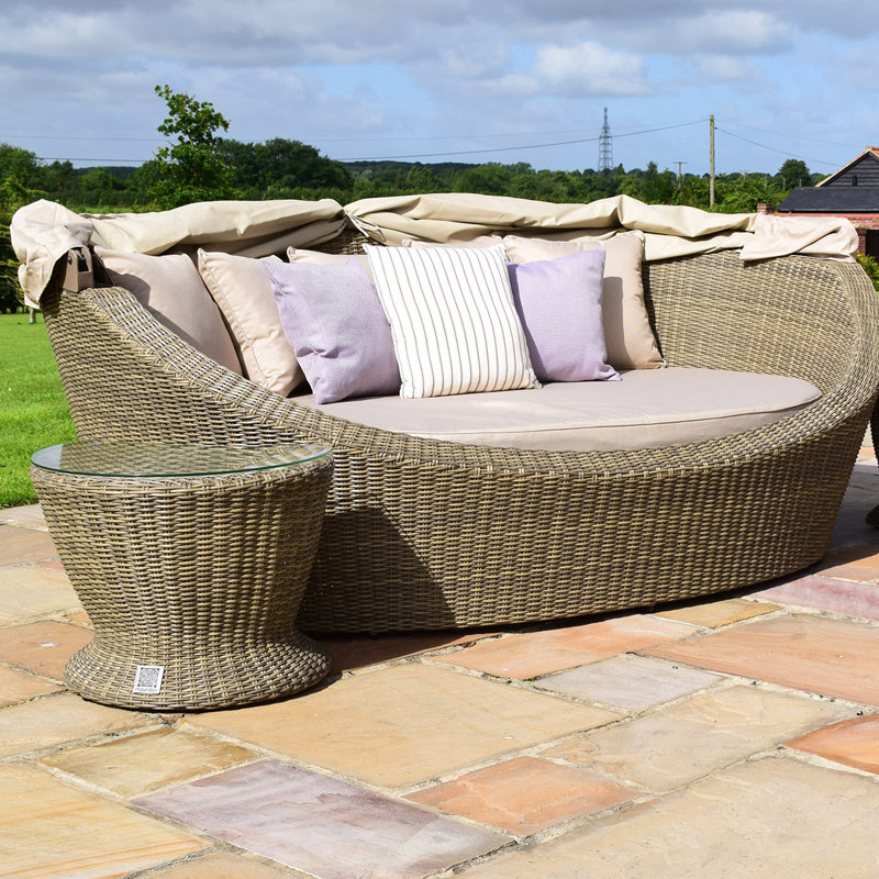Dumai Rattan Daybed