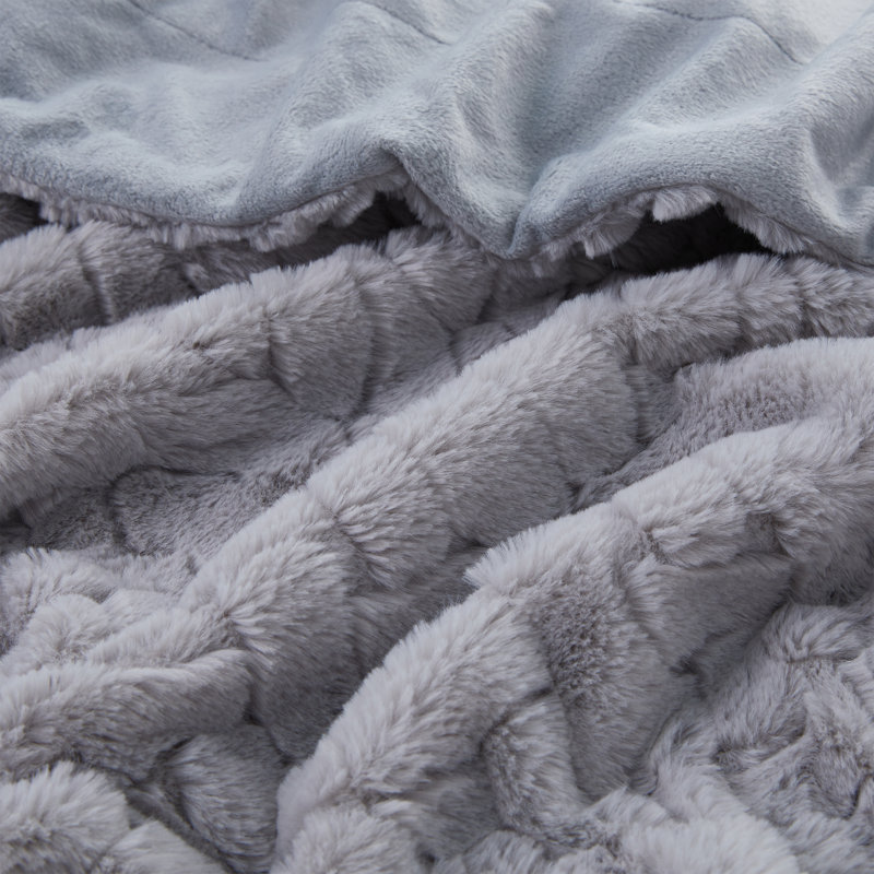 Pejsach Machine Woven Throw Blanket, Gray