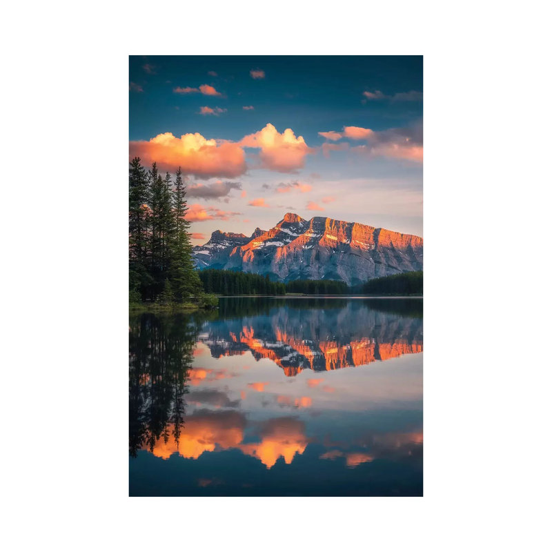 «Two Jack Lake - Banff - Canada» par Cuma Cevik - photographie sur toile tendue, H 40 po x l 26 po x P 1,5 po