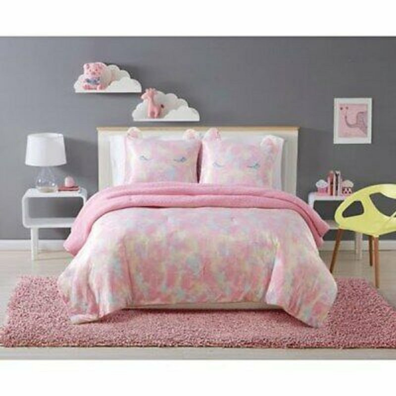 Tanaga Comforter