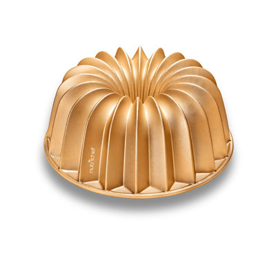 Nutrichef 9-Inch Cake Pan - Thick And Heavy Cast Aluminum Bakeware Cake Mold With 2 Layers Of Nonstick Coating - Fluted Lines Design For Uniform Baking Up To 500 Degrees - Easy To Clean, Gold