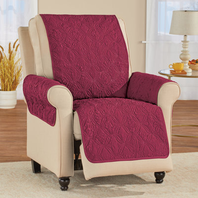 Embossed Ogee Pattern Quilted Furniture Cover