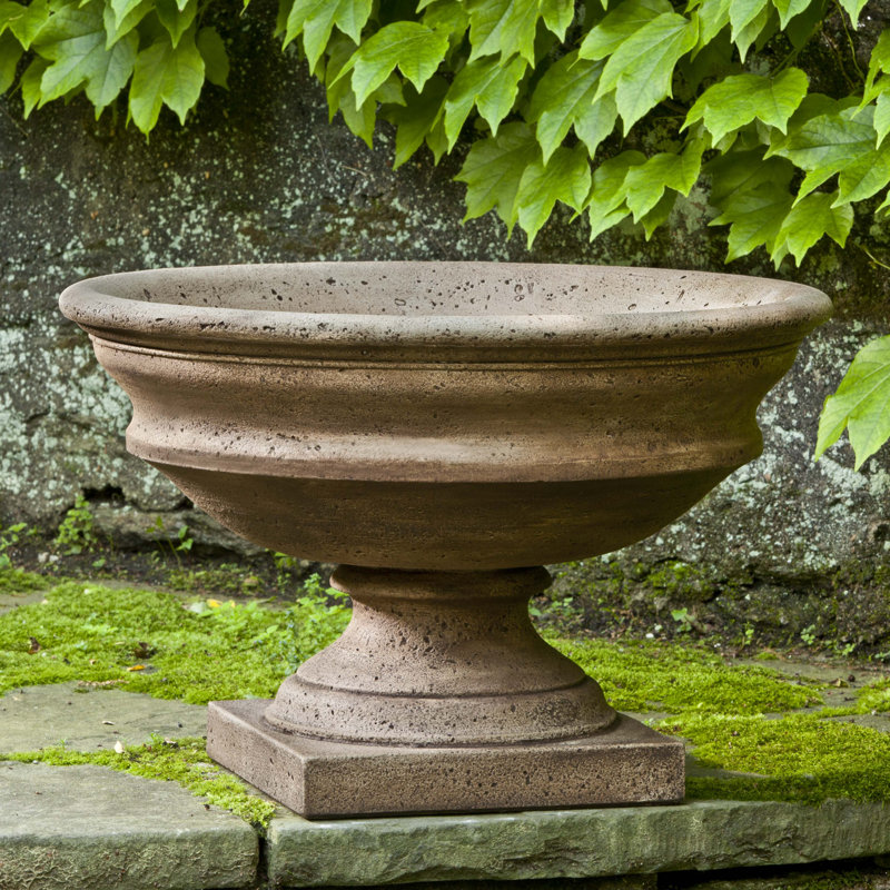 Newberry Handmade Planter, Pietra Vecchia