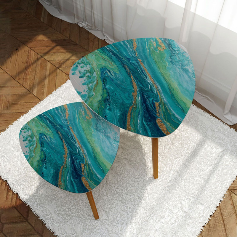 Ensemble de 2 tables basses gigognes en forme de triangle, cyan, menthe, marbre liquide, aquarelle, lignes dorées, taches de pinceau, table de bout bleu sarcelle, table d'appoint minimaliste moderne pour salon
