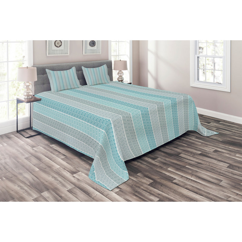 Polyester Geometric Shapes Coverlet, King Bedspread + 2 Shams