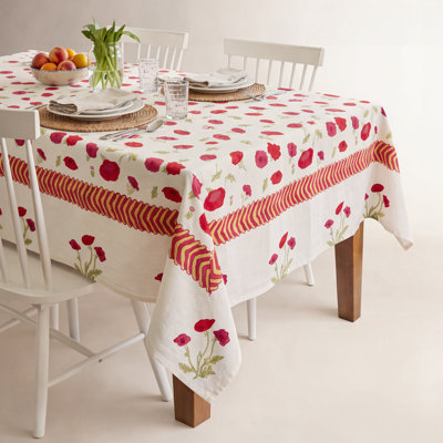 Brian Red/Cream/Green Tablecloth 90" - Round