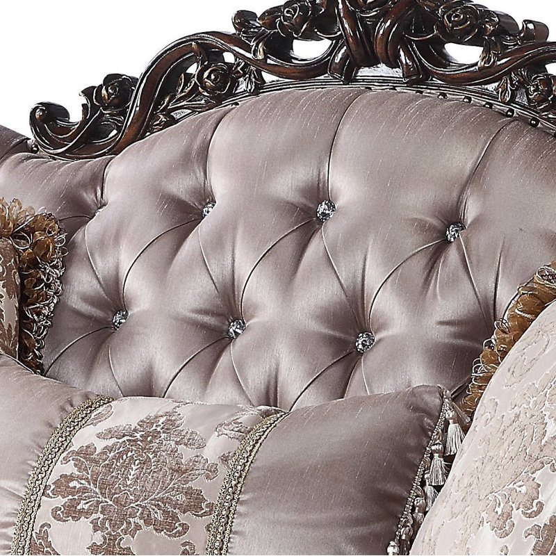 Aizleigh Loveseat