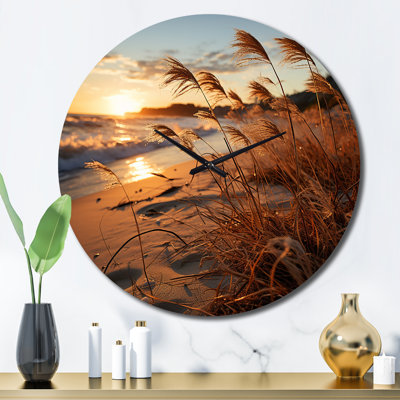 Horloge murale en métal Beach Breeze At Sunrise V