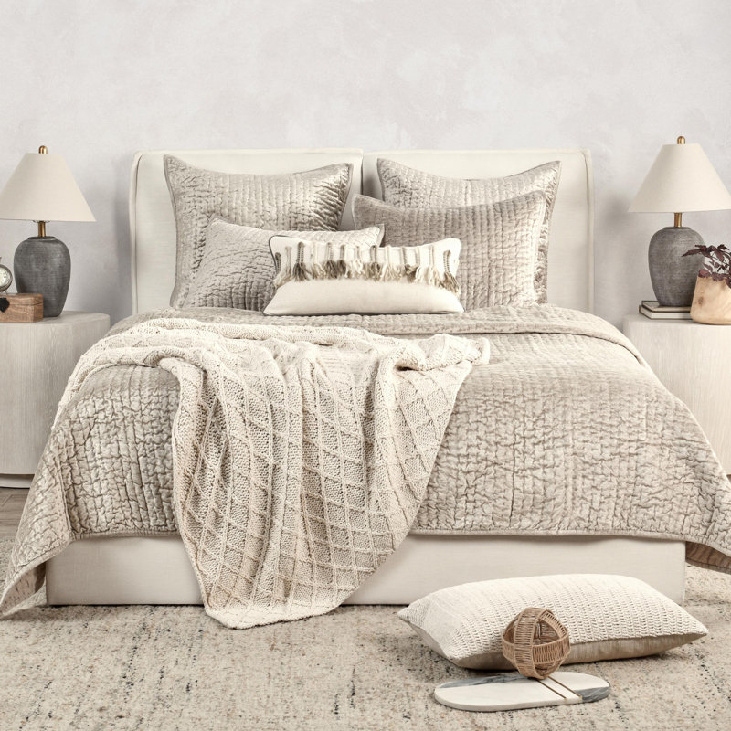 Velvet Quilt, King Quilt, Pebble Beige