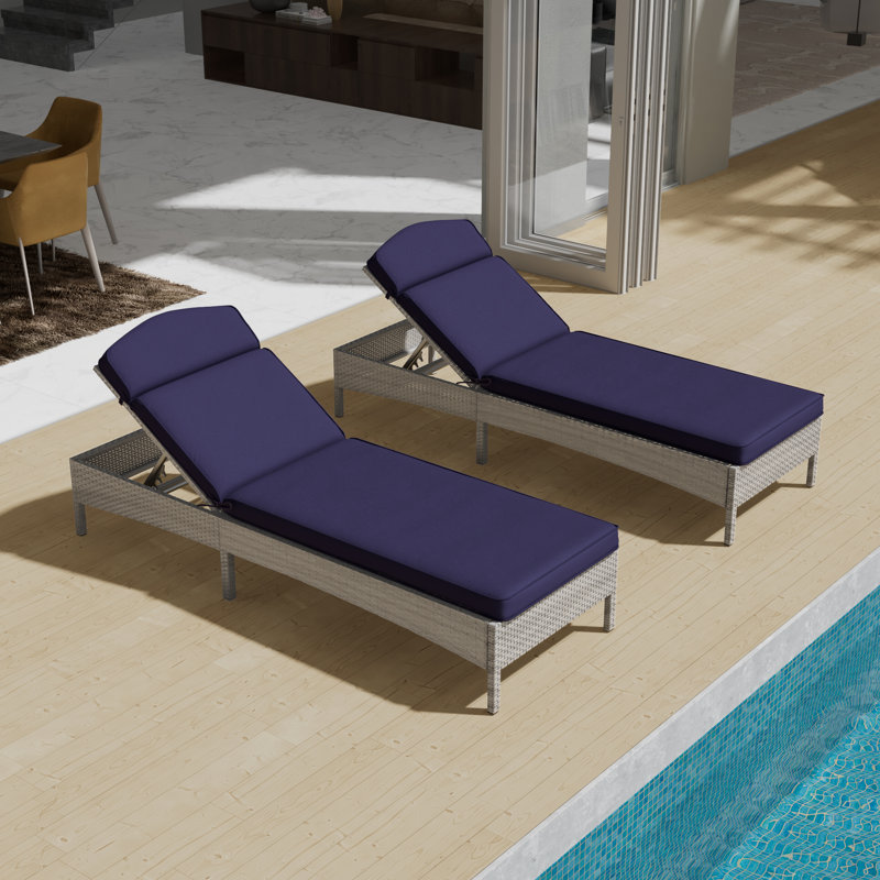 Chaise longue d'extérieur en osier Arshleen, Bleu marine