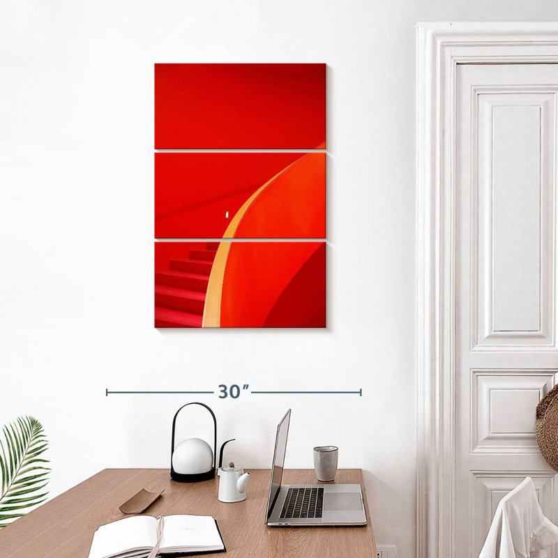 Escalier rouge Lilie, H 32 po x l 20 po
