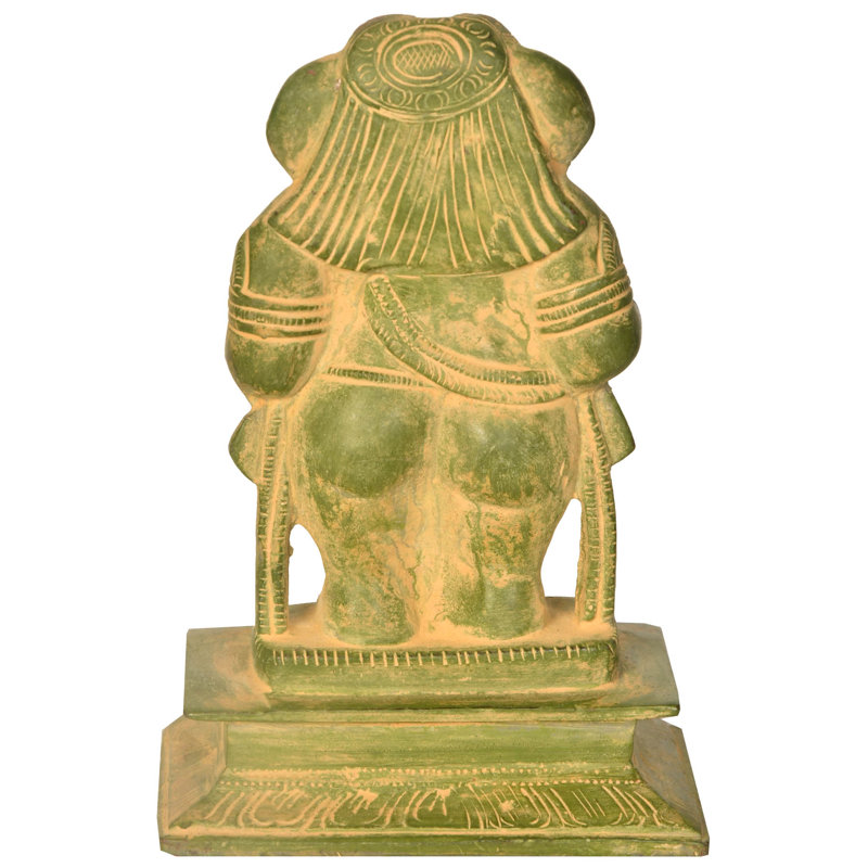Ganesha debout