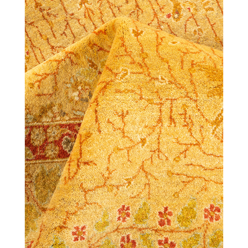 Classic One-of-a-Kind 4' 8" X 6' 5" Hand Knotted Area Rug