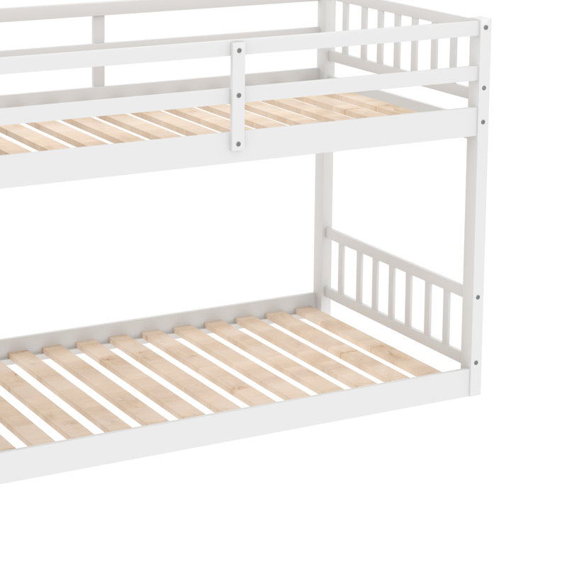 Lit superposé simple au-dessus de simple avec tablettes Gryphon par Harriet Bee, Blanc
