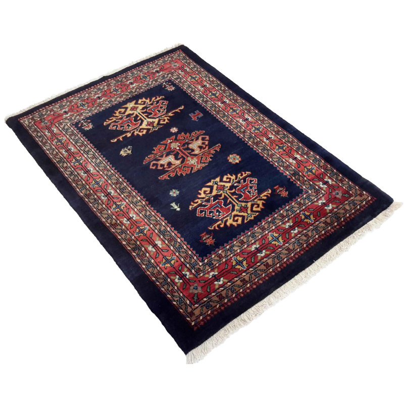 Oveta Oriental Area Rug in Navy