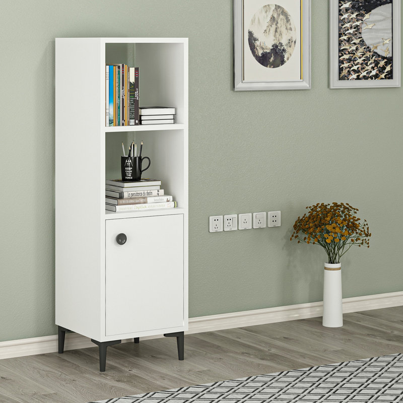 Amaranthe Display Cabinet, White