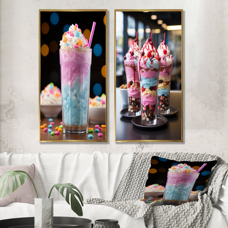 Rose gros plan Milkshake Indulgence I - ensemble de 2 impressions sur toile pour aliments et boissons, Cadre flottant doré