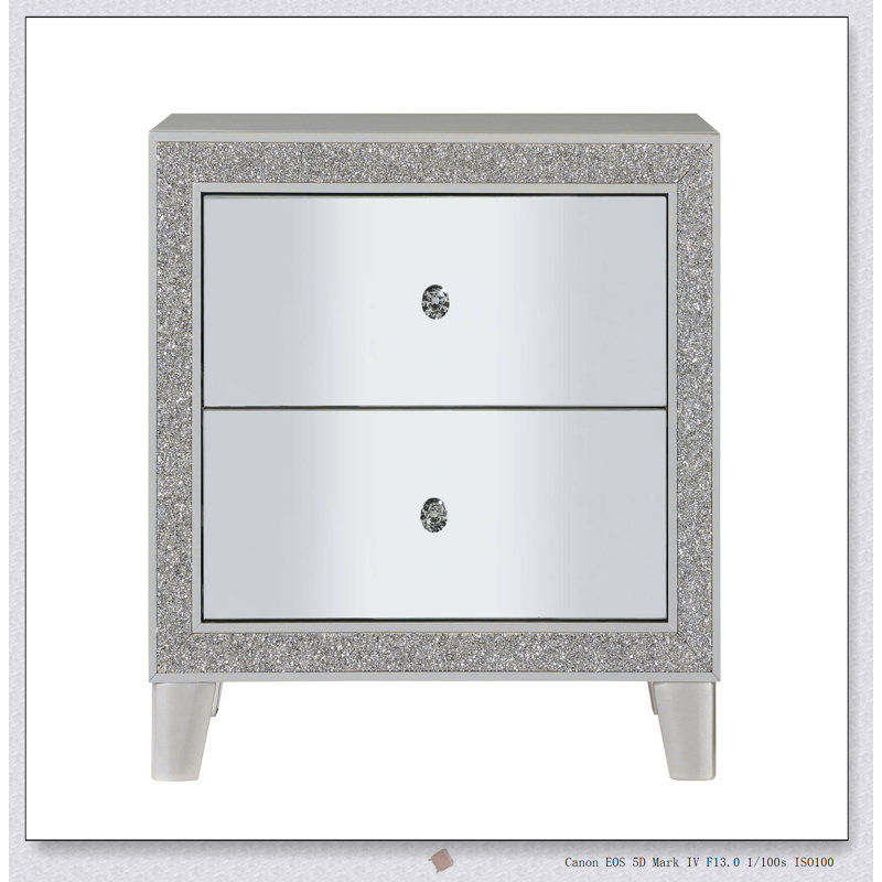 Table de chevet 2 tiroirs Champagne avec finition miroir, parfaite pour ajouter de l'élégance et du rangement à votre chambre à coucher