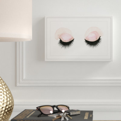 " Long Lashes Delight "