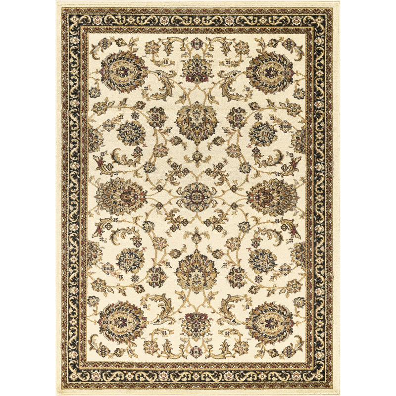 Tapis crème 2 pi 7 po X 3 en polypropylène classique pour une pièce traditionnelle avec élégance