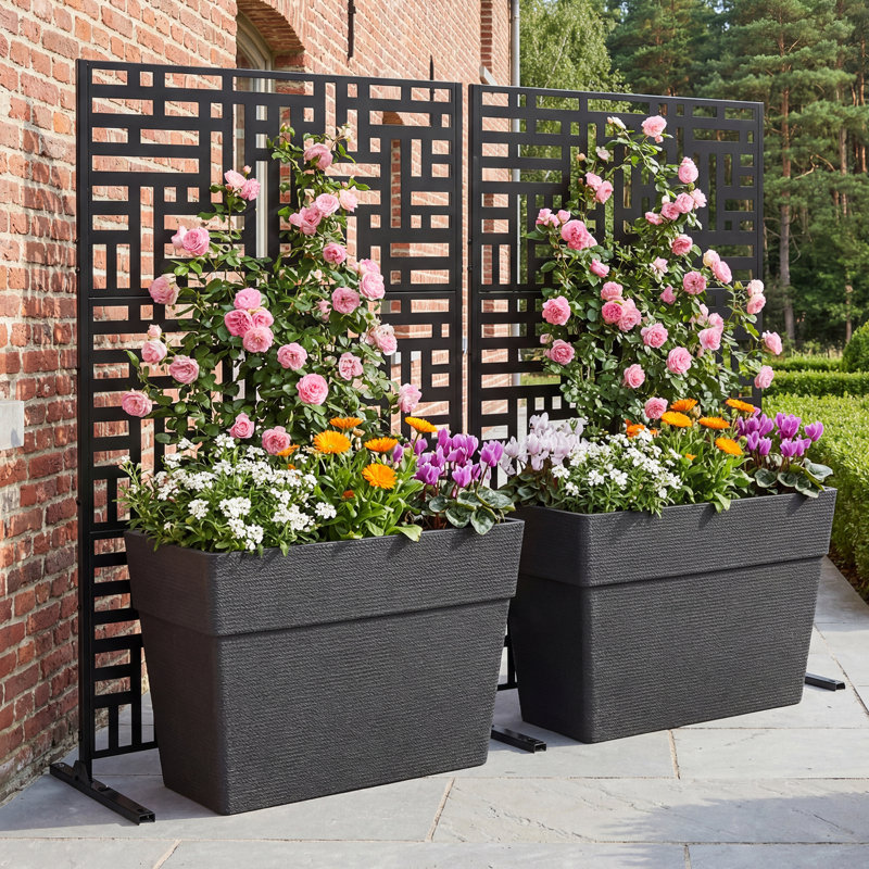 Boîte à fleurs Verve avec support à fleurs en métal, 76" H x 47.2" W x 15.7" D 
