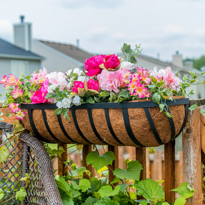 Kartz Metal Railing Planter, 7'' H x 36'' W x 8'' D