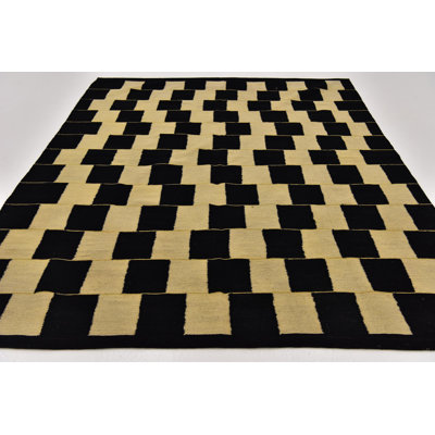 Ohlson Black Rug