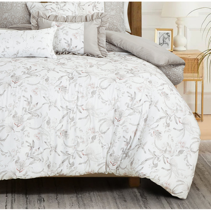 Polyester Floral Comforter, King Comforter + 6 Additional Pieces