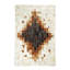 Tapis brun et crème en patchwork de peau de vache avec motif de losanges pour la vie moderne 3 x 5 pi-573125254