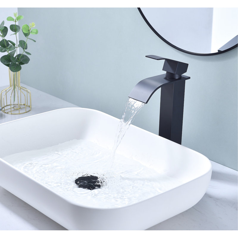 Robinet de salle de bain à cascade, couleur noir mat, poignée simple pour un contrôle pratique de l'eau, fabriqué avec une teinte de lavabo en acier inoxydable, durabilité