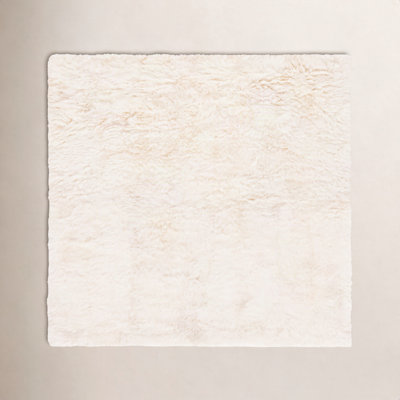Mera Handmade Sheepskin White Area Rug