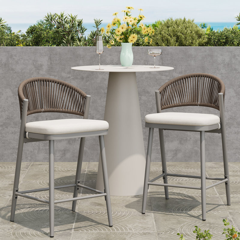 Tabouret de comptoir moderne pour l'extérieur de 26 po de hauteur avec siège en forme de PE, de 2, gris mat - cadre rouille, coussin d'eau à utiliser