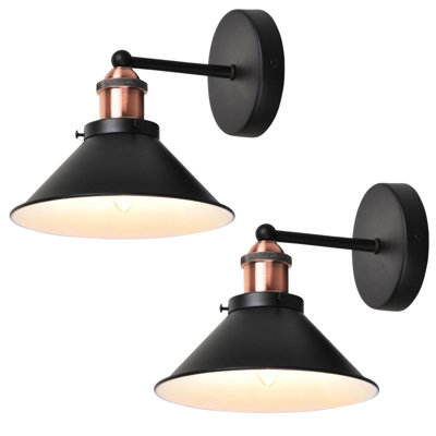 Gualtier Armed Sconce