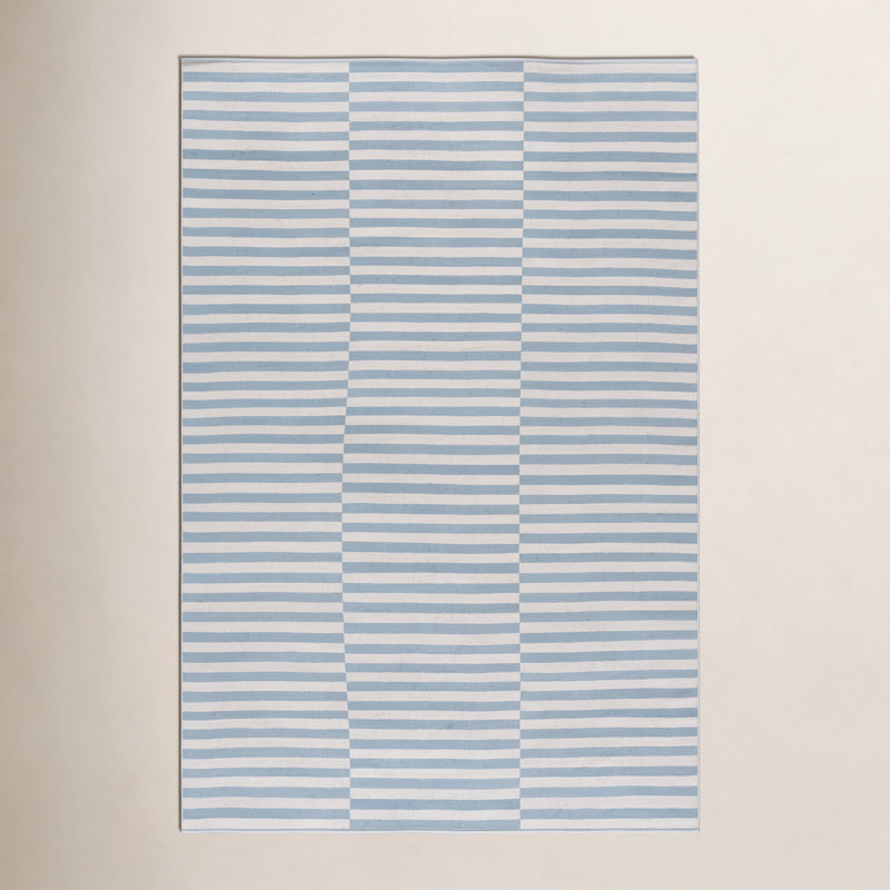 Tapis rayé ivoire / bleu clair tissé à la main Ilona, Rectangle 2 pi 3 po x 3 pi 9 po