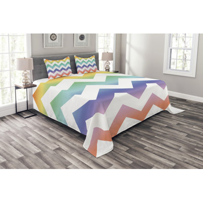 East Urban Home Chevron / Zig Zag Bedspread with Pillow Shams
