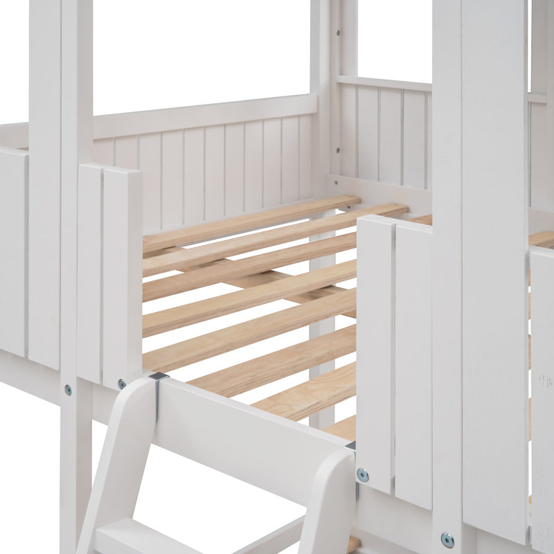 Lit superposé double en bois avec toit, fenêtre, garde-corps et échelle pour un sommeil sécuritaire et amusant