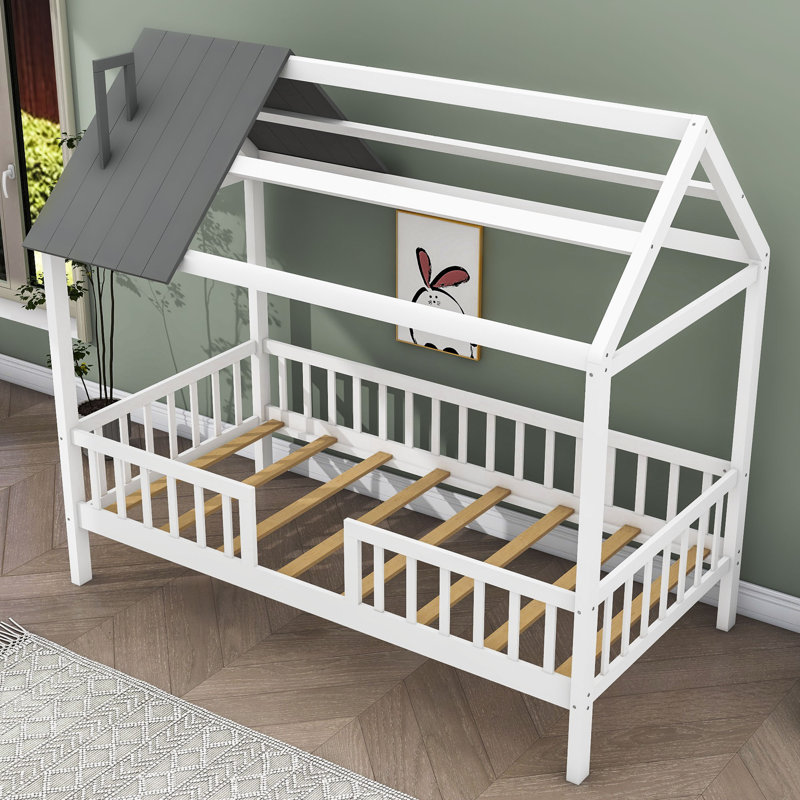Lit plateforme simple en bois avec clôture, Blanc / gris