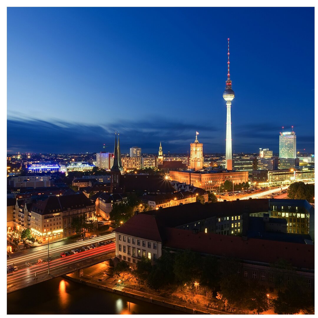 Fototapete Berlin TV Tower at Night