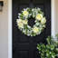 Couronne de pivoine et d'eucalyptus crème 17,72 po - Couronne florale artificielle luxuriante pour porte d'entrée, décoration murale, manteau de cheminée et décoration toute l'année