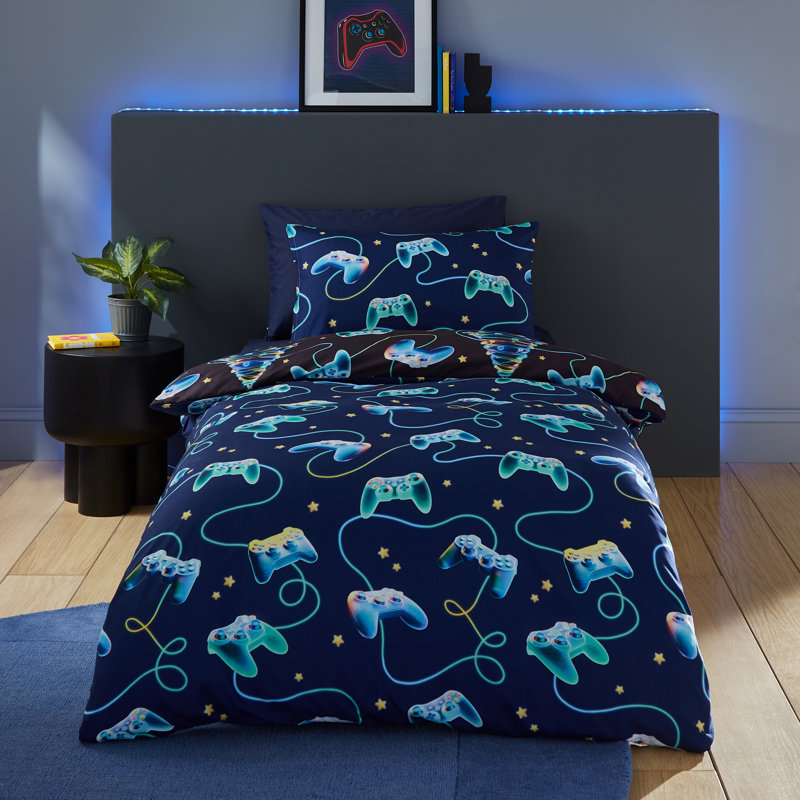 Christmas Gamer So Soft Reversible Duvet Cover Set, Double Duvet Cover Set + 2 Standard Pillowcases