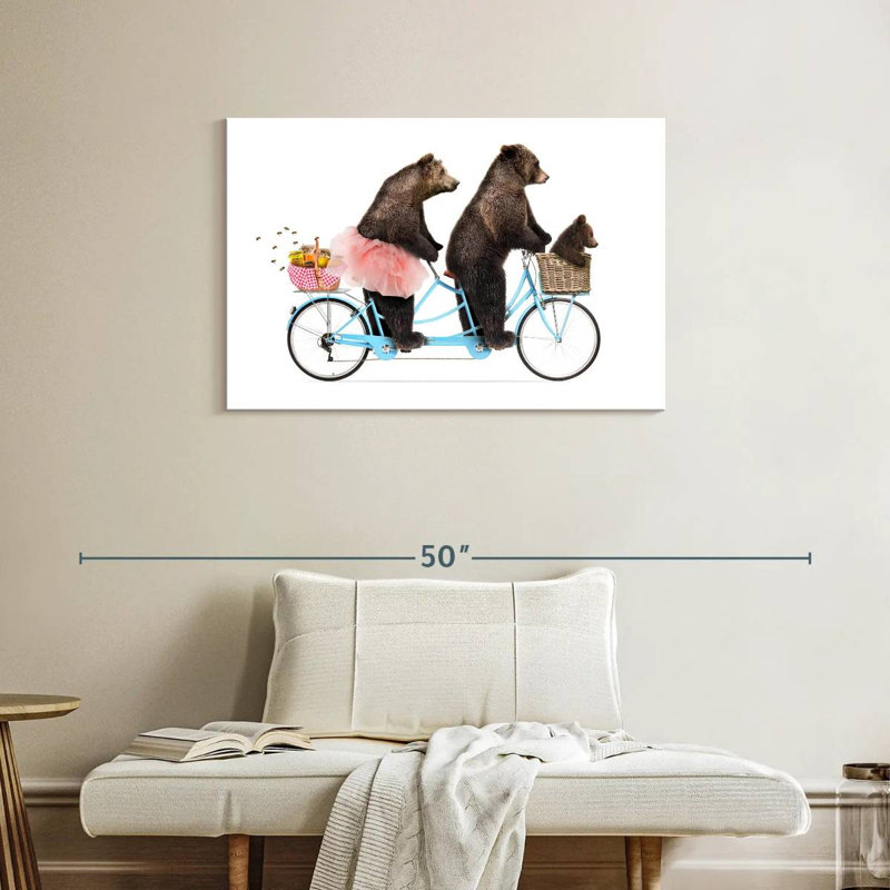 Trois ours à vélo, H 24 po x l 36 po