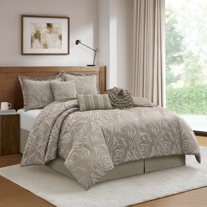 Ensemble d'édredon floral 7 pièces Alameda, Grand édredon et 6 pièces supplémentaires, Taupe