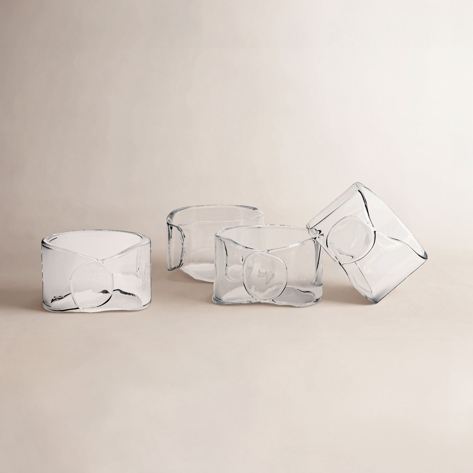 Napkin Ring over&back Hand-Shaped Glass