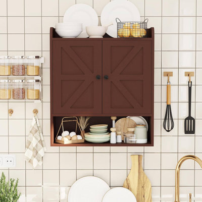 Armoire murale de salle de bain de ferme l 22 po x H 26 po, armoire à pharmacie à double porte de grange avec tablettes réglables, rangement au-dessus de la toilette pour le salon de la cuisine, Russet