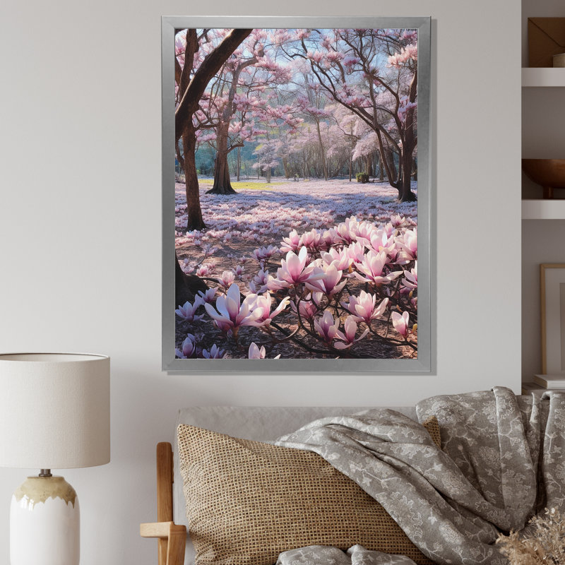 Magnolias roses, photo I sur toile, Cadre simple argenté, H 32 po x l 16 po x P 1 po