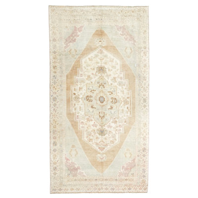 Tapis unique 4 pi 10 po x 9 pi 4 po Milvia