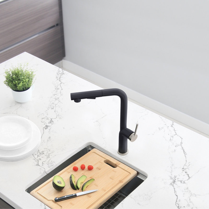 Modern Single Handle Kitchen Faucet, Noir mat / brossé