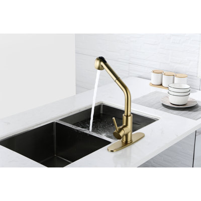 Matte Black Pull Down Kitchen Faucet, Single Handle Out Sink Faucet. 360 Rotatable High Nozzle For Convenient Water Usage. Corrosion And Rust- Surface. Easily Adjust Temp Flow With Handle. Made Of