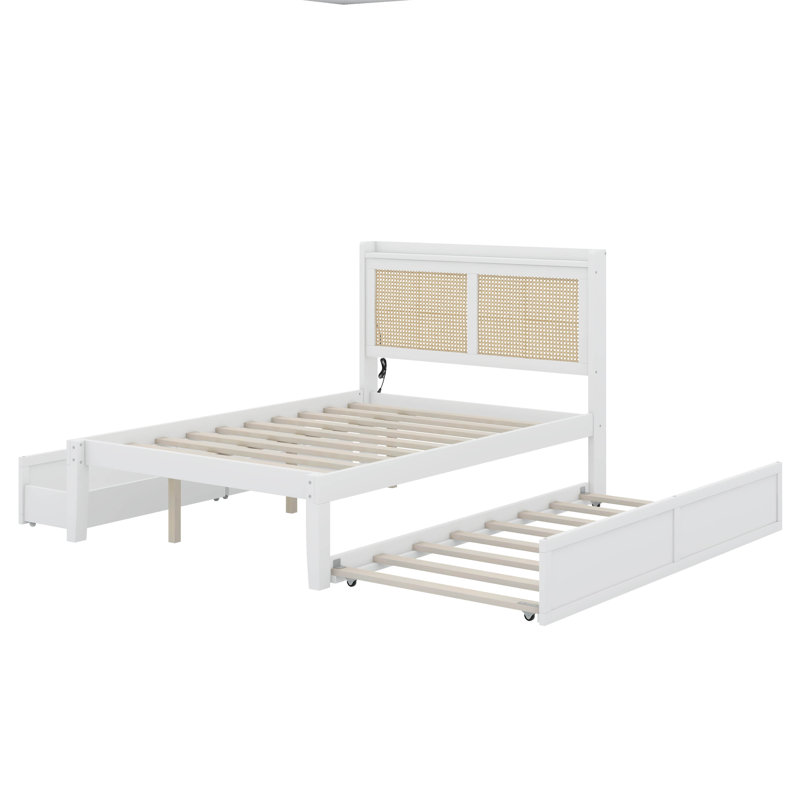 Élégante base de lit pleine grandeur avec tête de lit en rotin et douilles Galkhai, Blanc